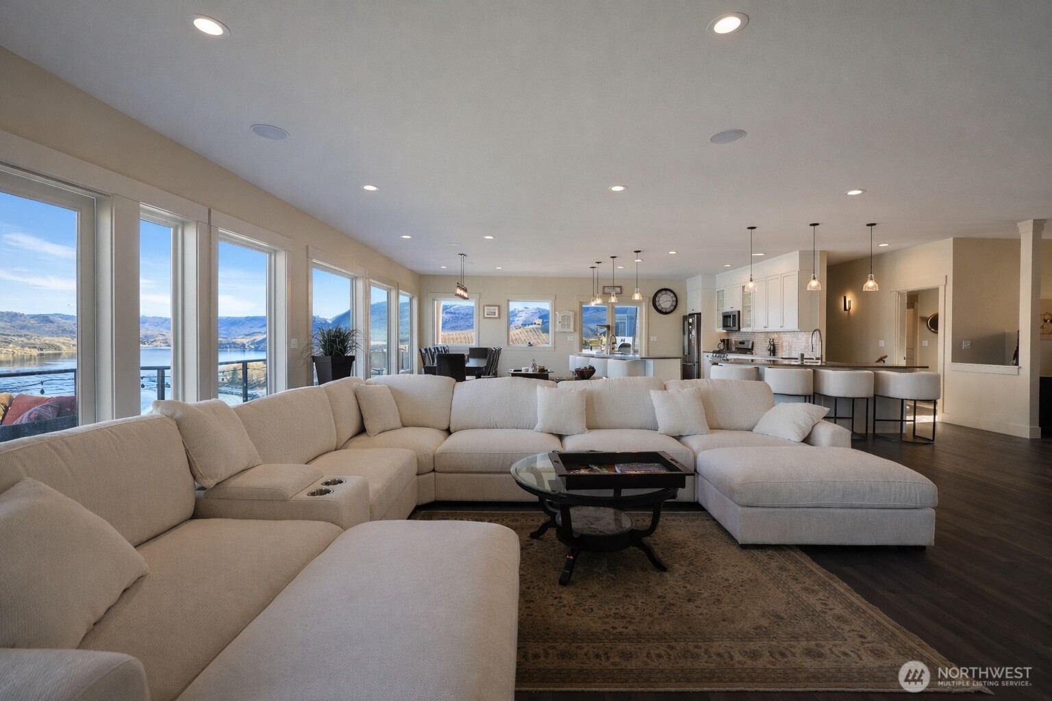 149 Clos Chevalle Road , Chelan, WA 98816