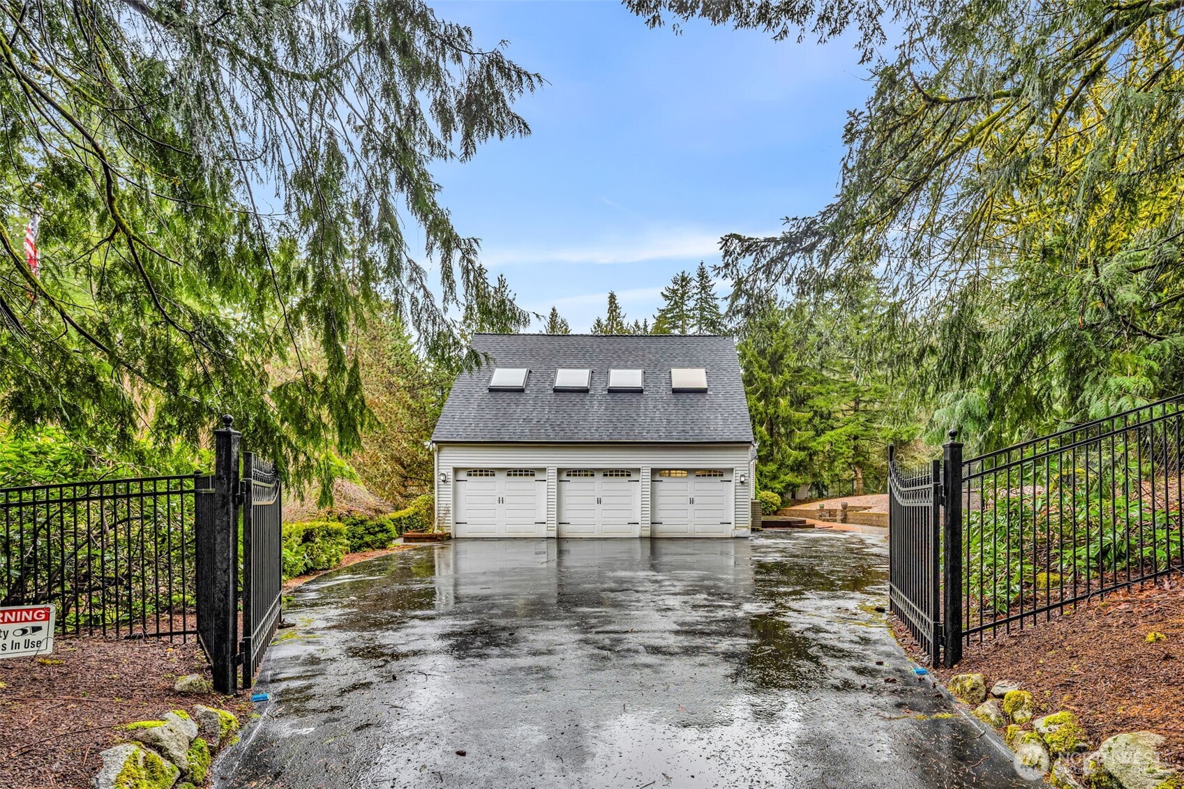 21609 NE 4th Street , Sammamish, WA 98074