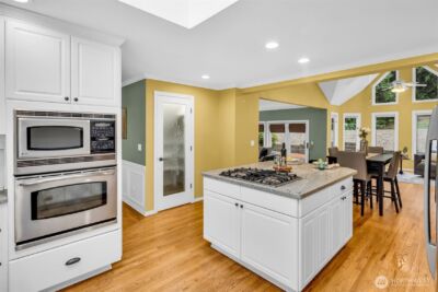 21609 NE 4th Street , Sammamish, WA 98074 - Photo 12