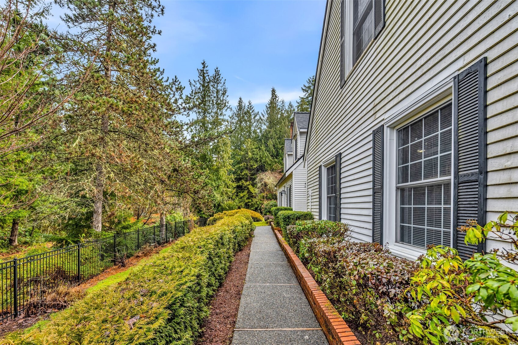21609 NE 4th Street , Sammamish, WA 98074