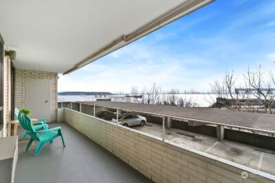 521 5th Avenue W #103, Seattle, WA 98119