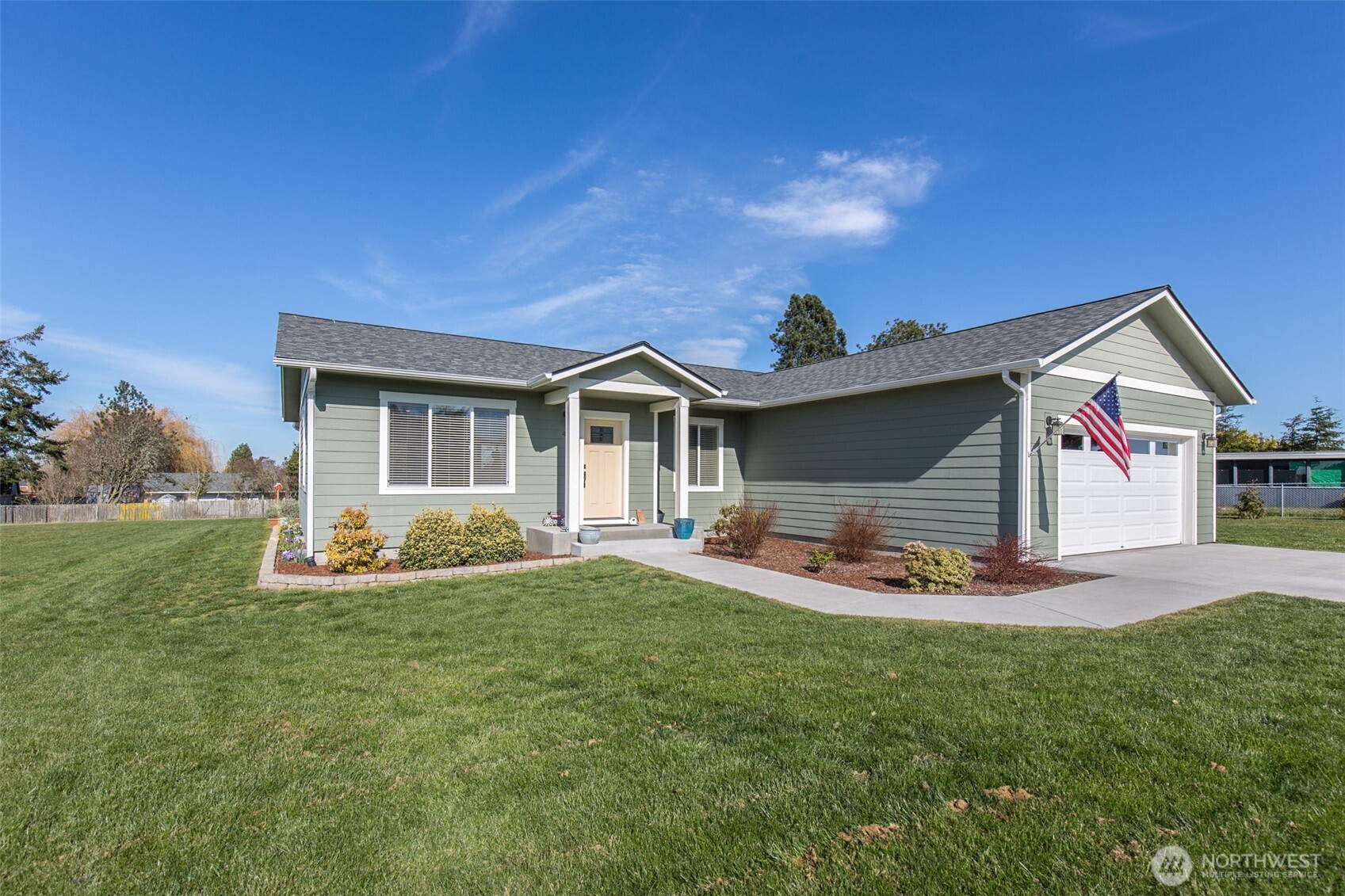 41 Victoria View Street , Sequim, WA 98382