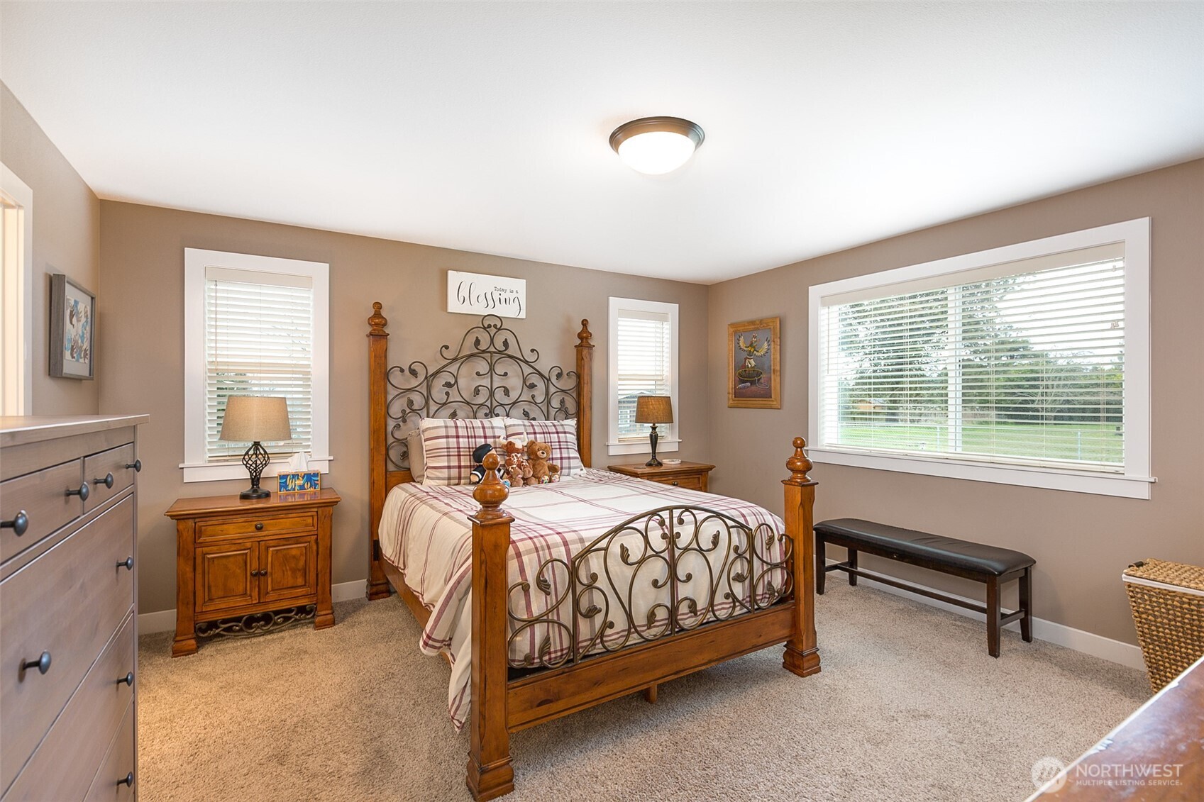 41 Victoria View Street , Sequim, WA 98382