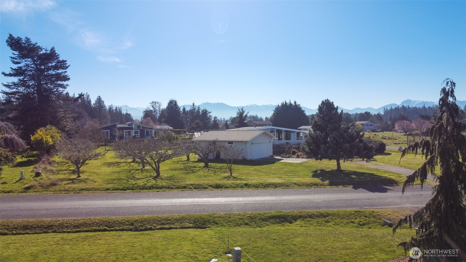 41 Victoria View Street , Sequim, WA 98382