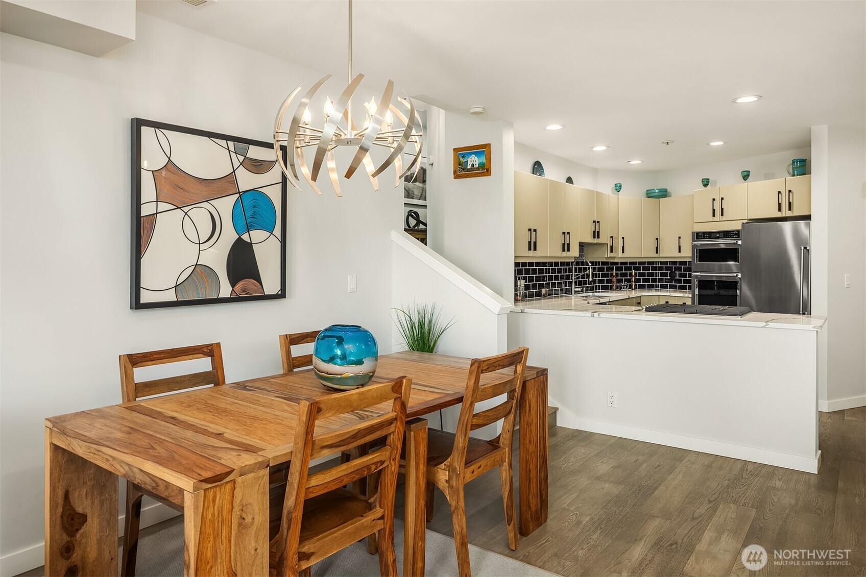 9039 Juanita Drive #304, Kirkland, WA 98034