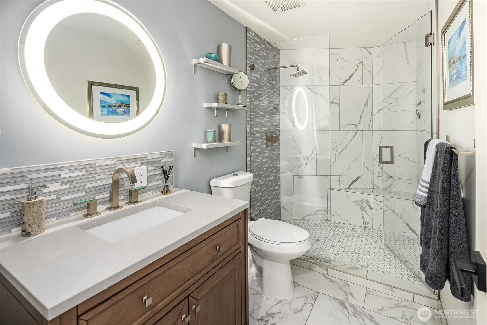 9039 Juanita Drive #304, Kirkland, WA 98034