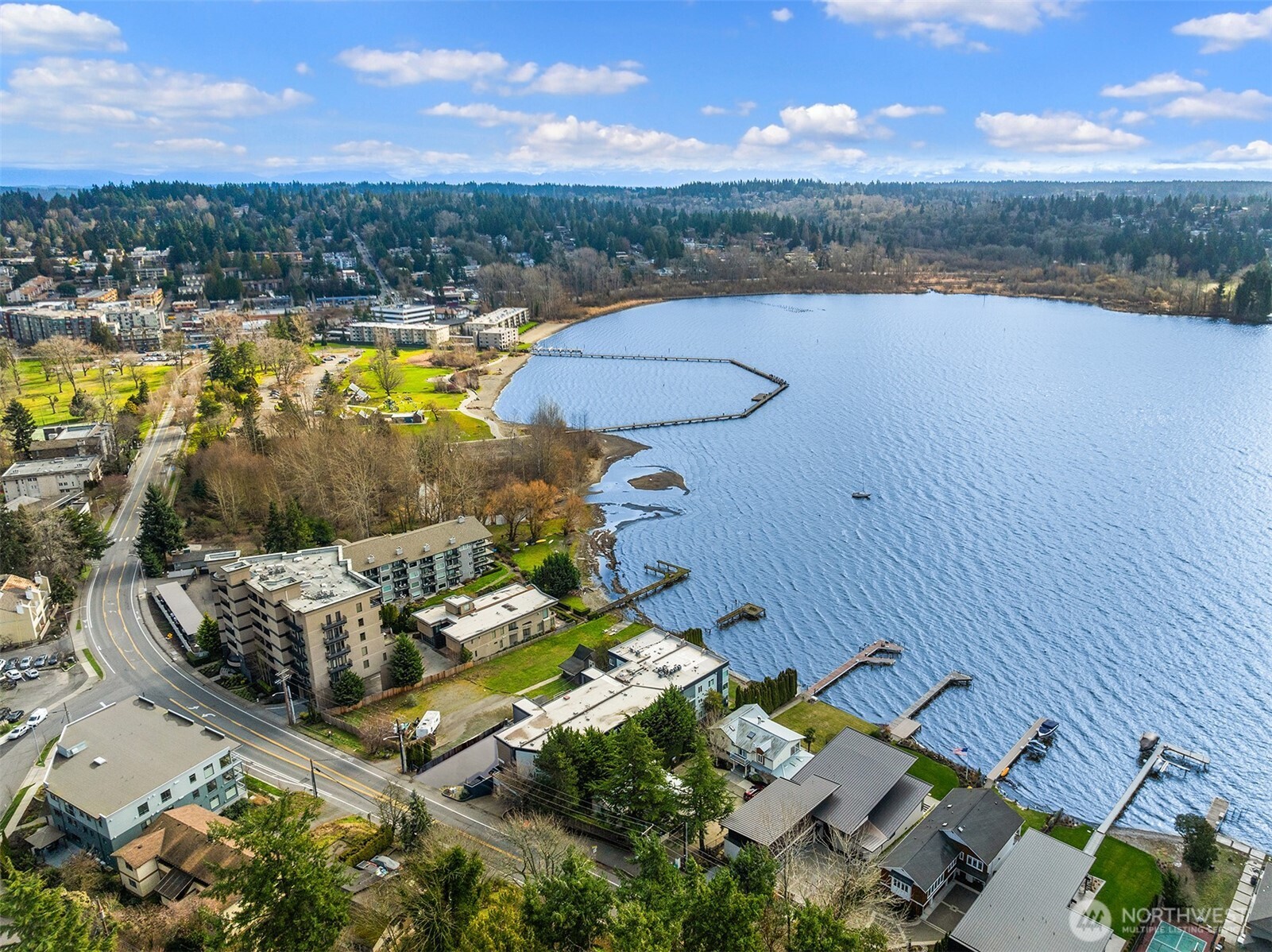 9039 Juanita Drive #304, Kirkland, WA 98034