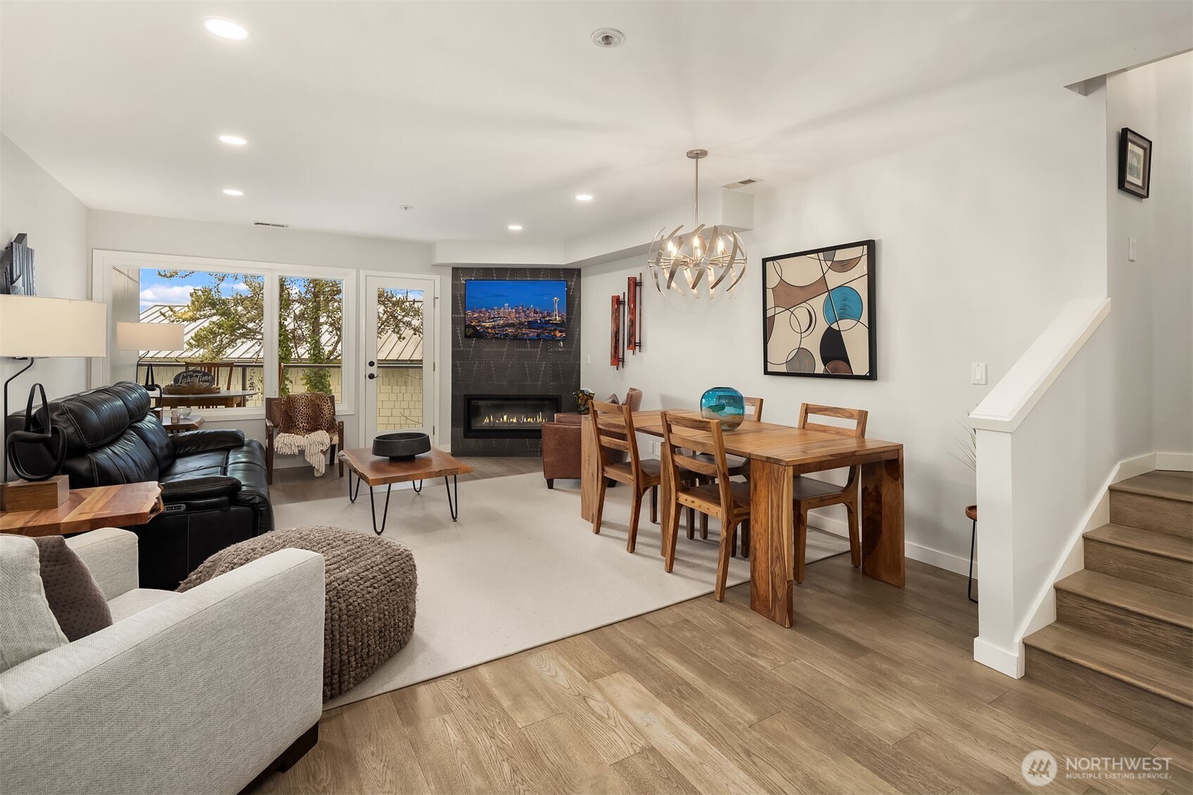 9039 Juanita Drive #304, Kirkland, WA 98034