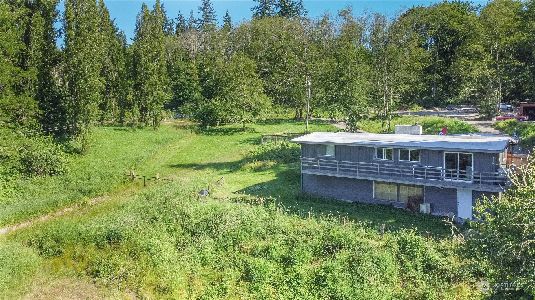 305 NE Waaga Way , Bremerton, WA 98311