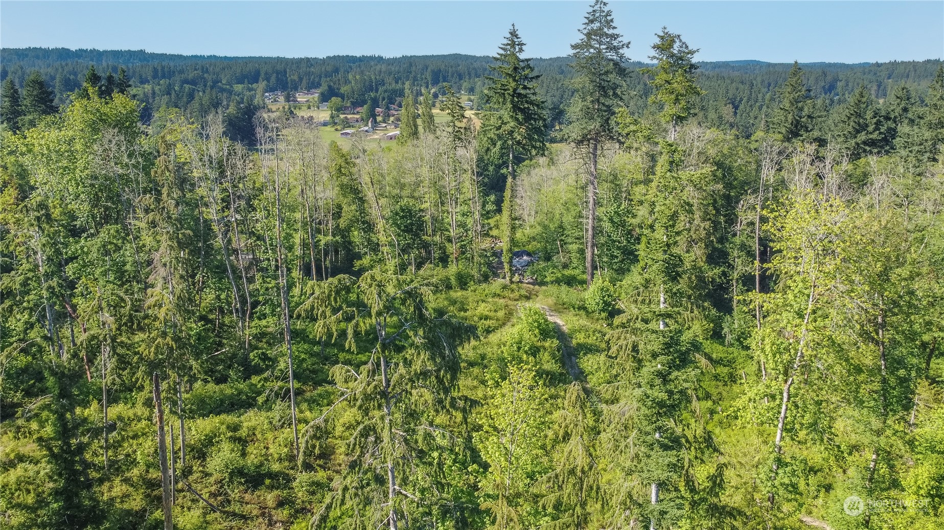 305 NE Waaga Way , Bremerton, WA 98311