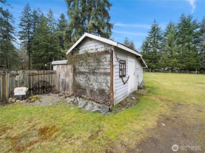 12728 Pioneer Way E, Buckley, WA 98321 - Photo 35