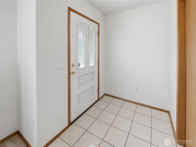 12728 Pioneer Way E, Buckley, WA 98321 - Photo 4