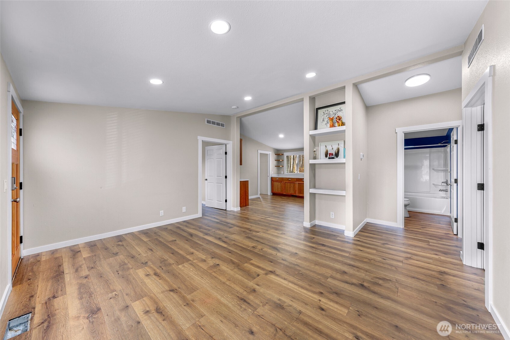 3027 Bayview Drive , Bellingham, WA 98226