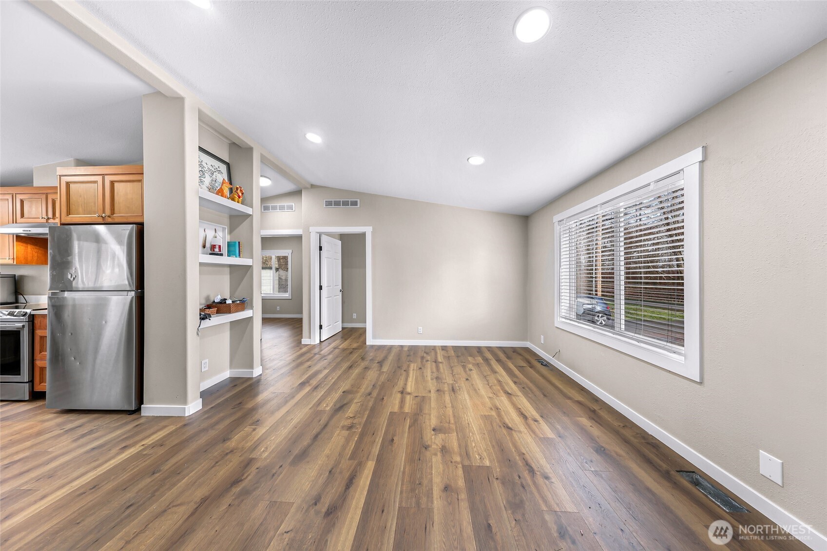 3027 Bayview Drive , Bellingham, WA 98226