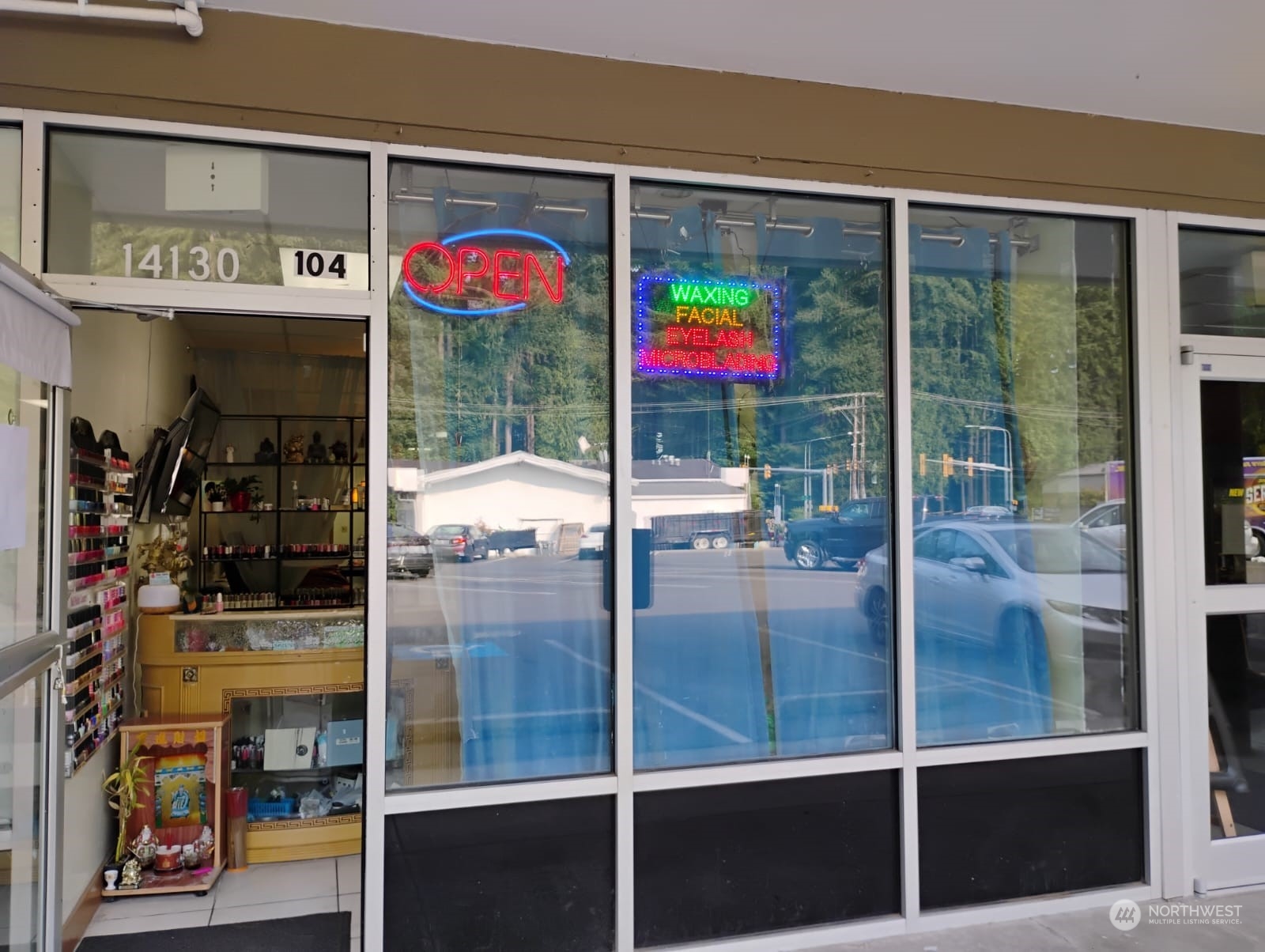 14130 Juanita Dr NE #104, Kirkland, WA 98034