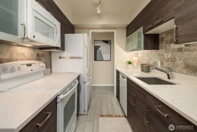 2100 3rd Avenue #1703, Seattle, WA 98121 - Photo 24