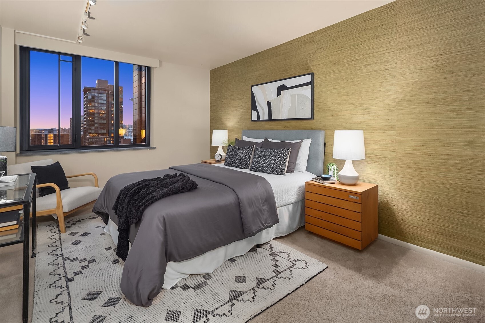 2100 3rd Avenue #1703, Seattle, WA 98121