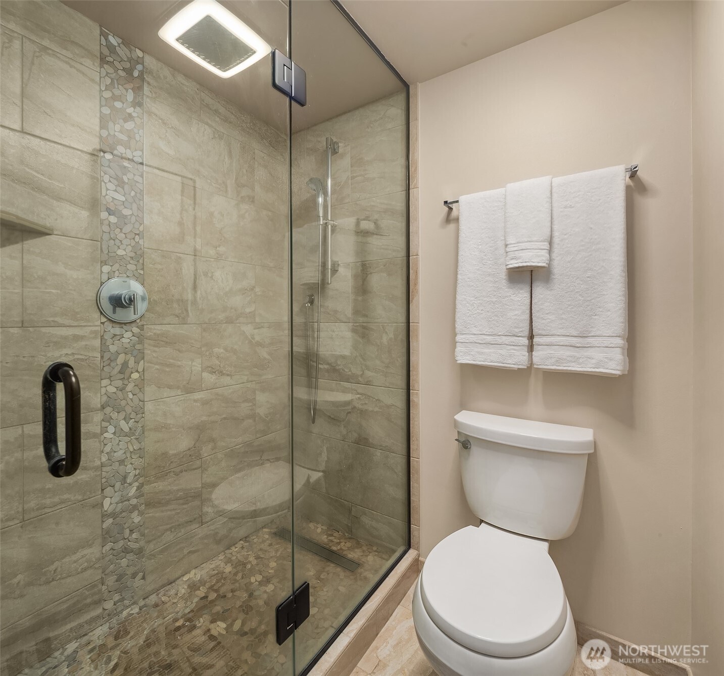 2100 3rd Avenue #1703, Seattle, WA 98121