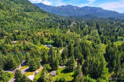 6284 Lariat Place , Maple Falls, WA 98266 - Photo 2