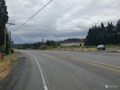 19210 Pioneer Way E, Orting, WA 98360 - Photo 5