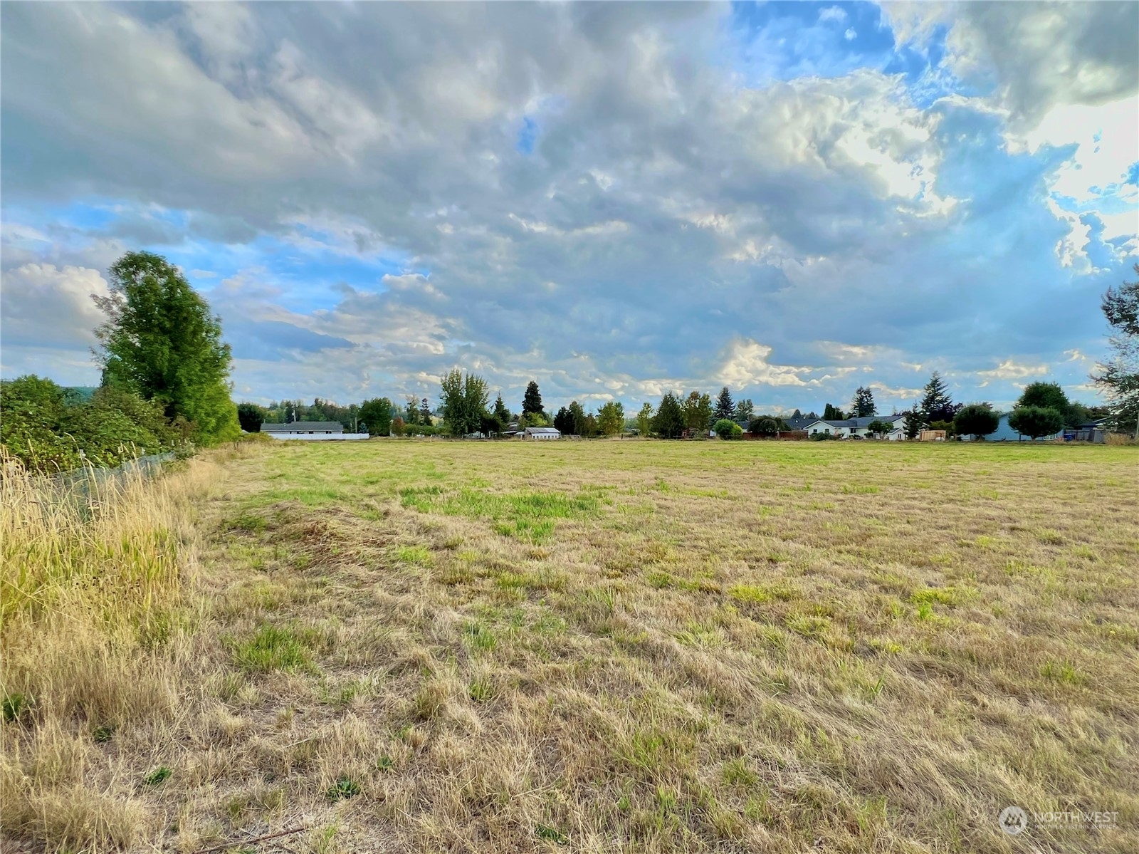 1684 Collins Road , Buckley, WA 98321