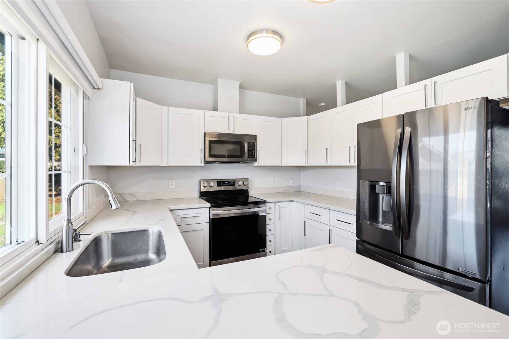 22911 23rd Place S, Des Moines, WA 98198