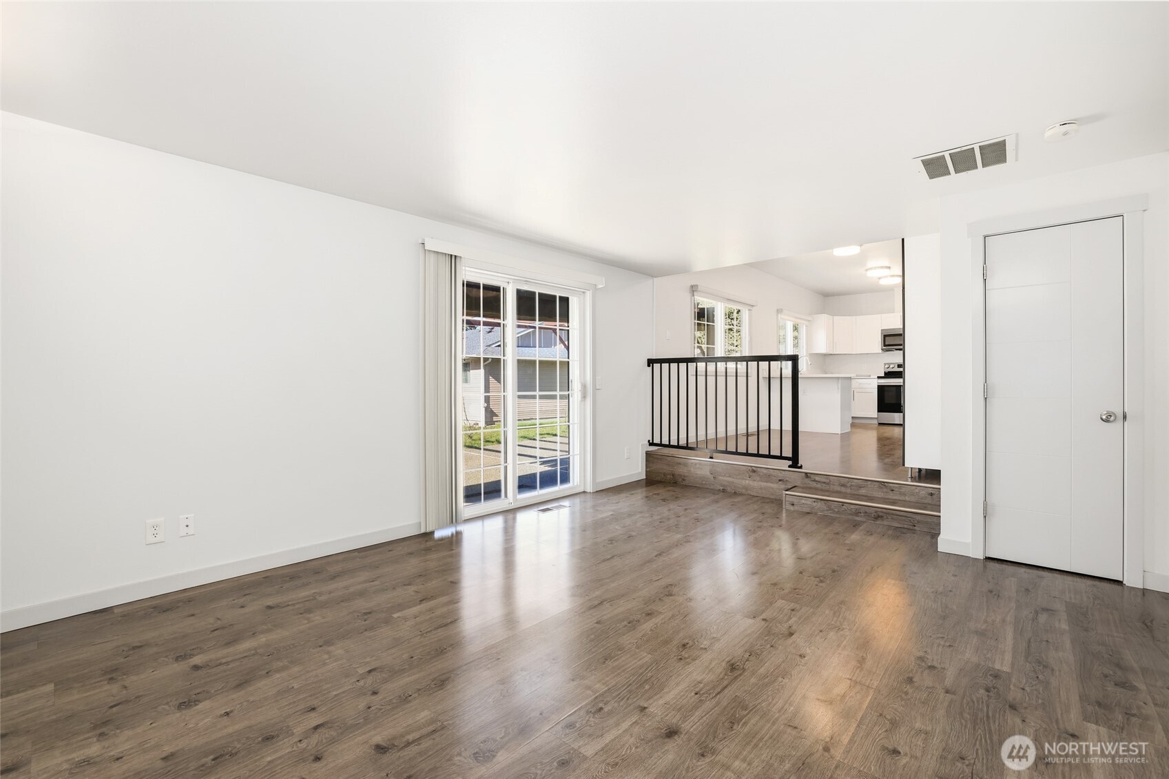 22911 23rd Place S, Des Moines, WA 98198