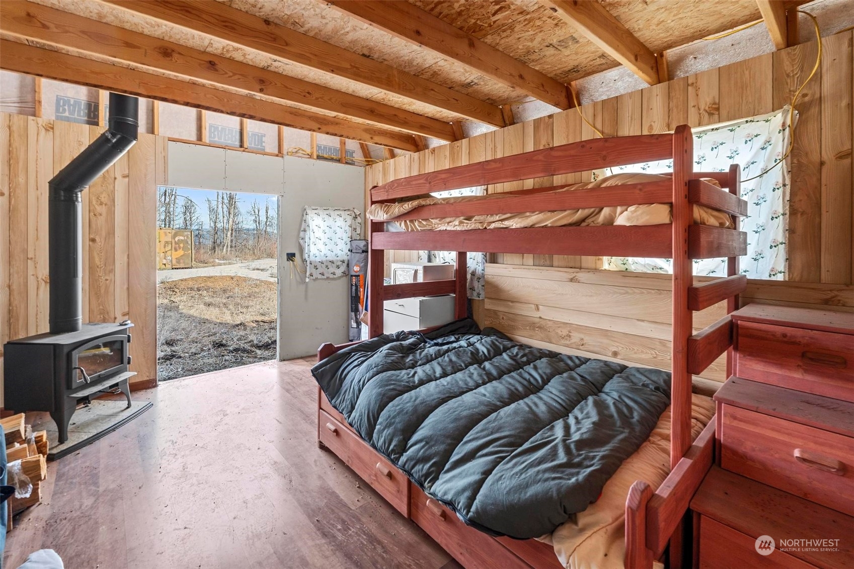 38 Light Road , Oroville, WA 98844