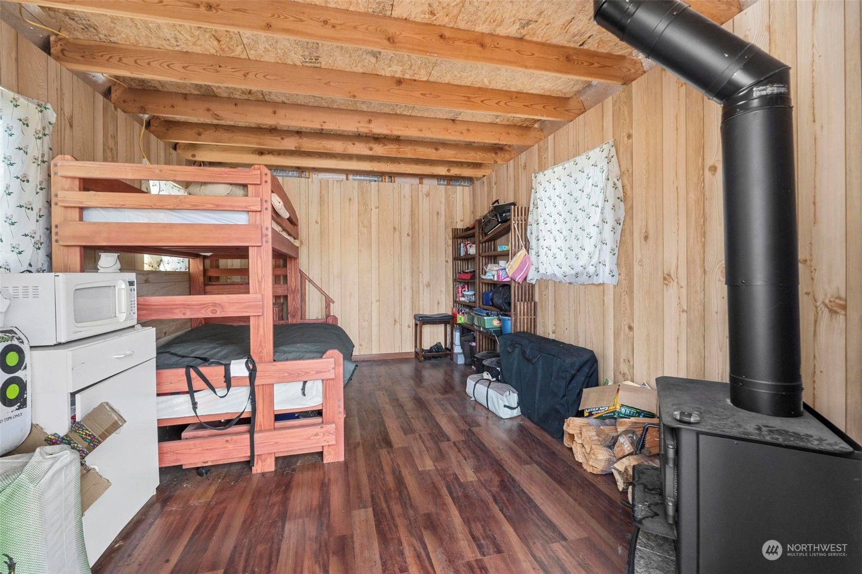 38 Light Road , Oroville, WA 98844