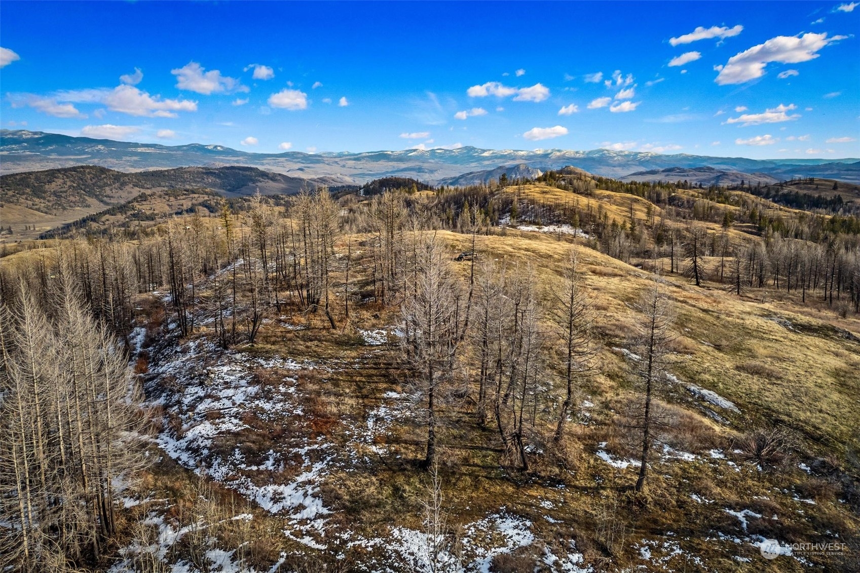 38 Light Road , Oroville, WA 98844