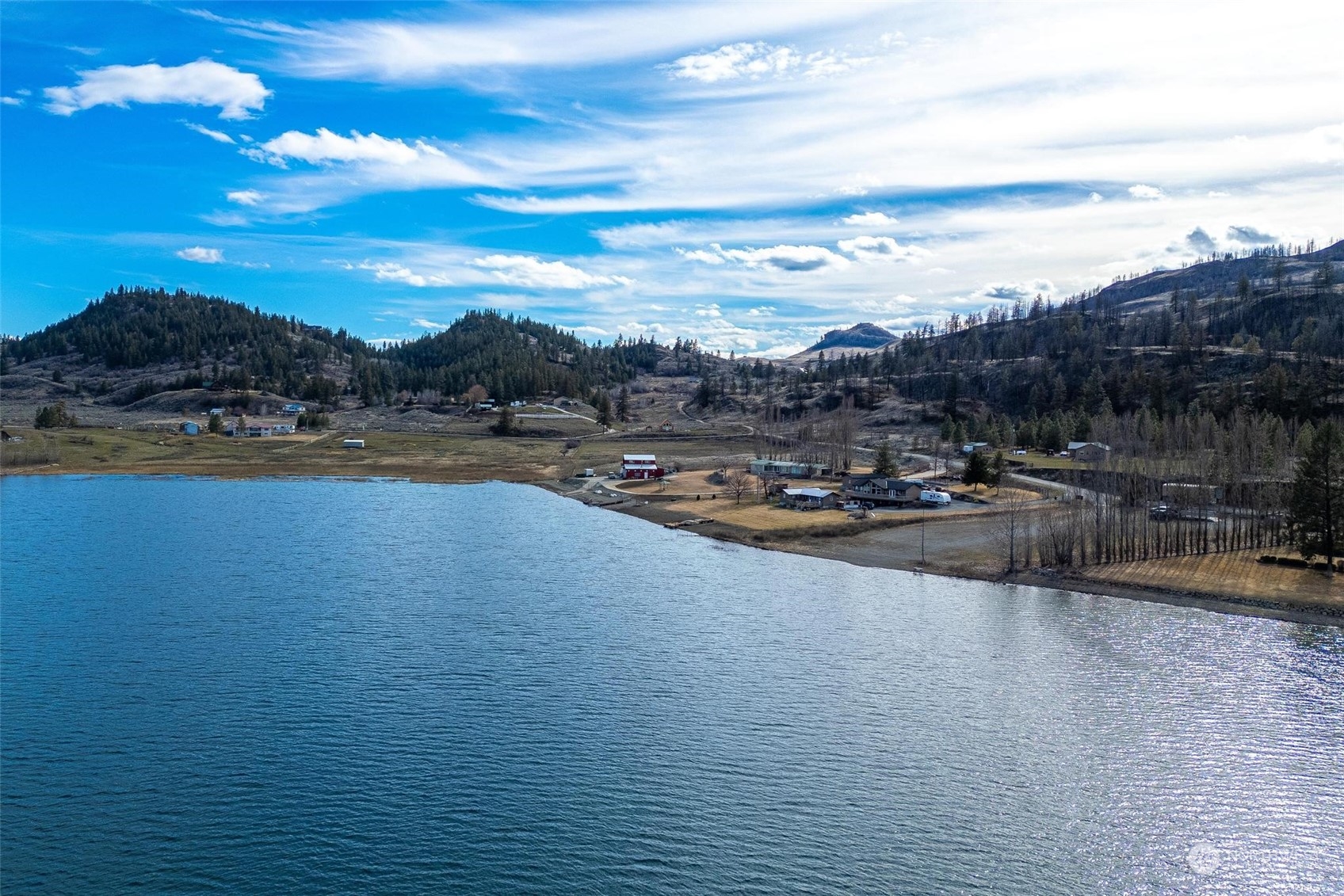 38 Light Road , Oroville, WA 98844