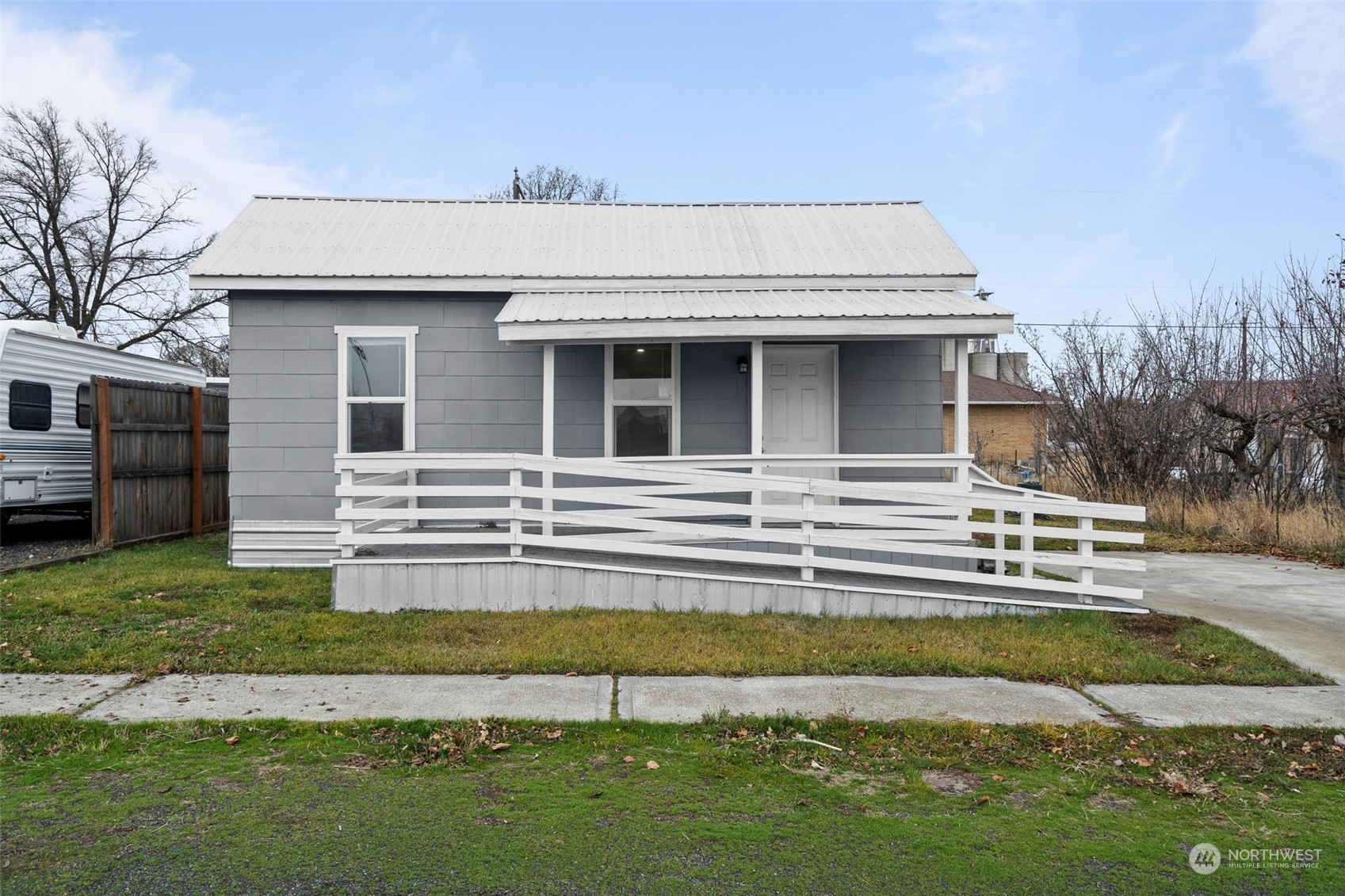 506 W 4th Street W, Sprague, WA 99032