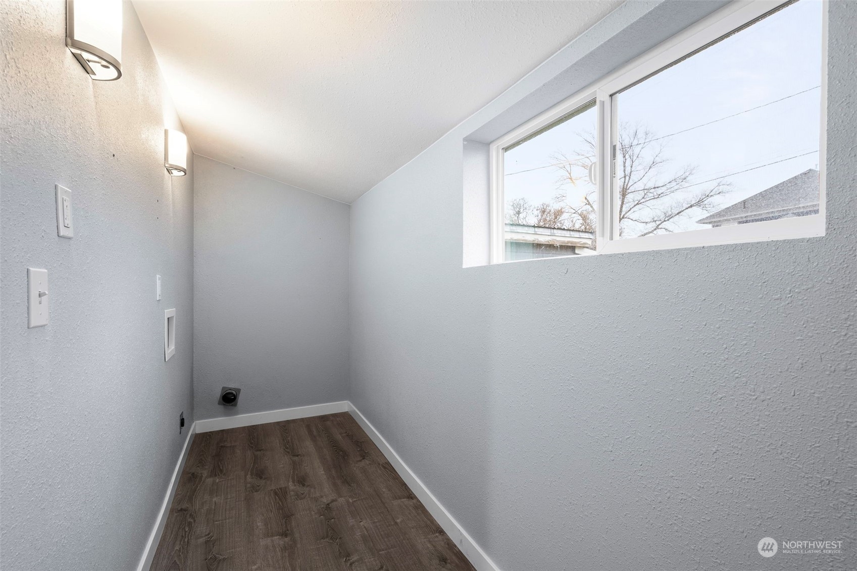 506 W 4th Street W, Sprague, WA 99032