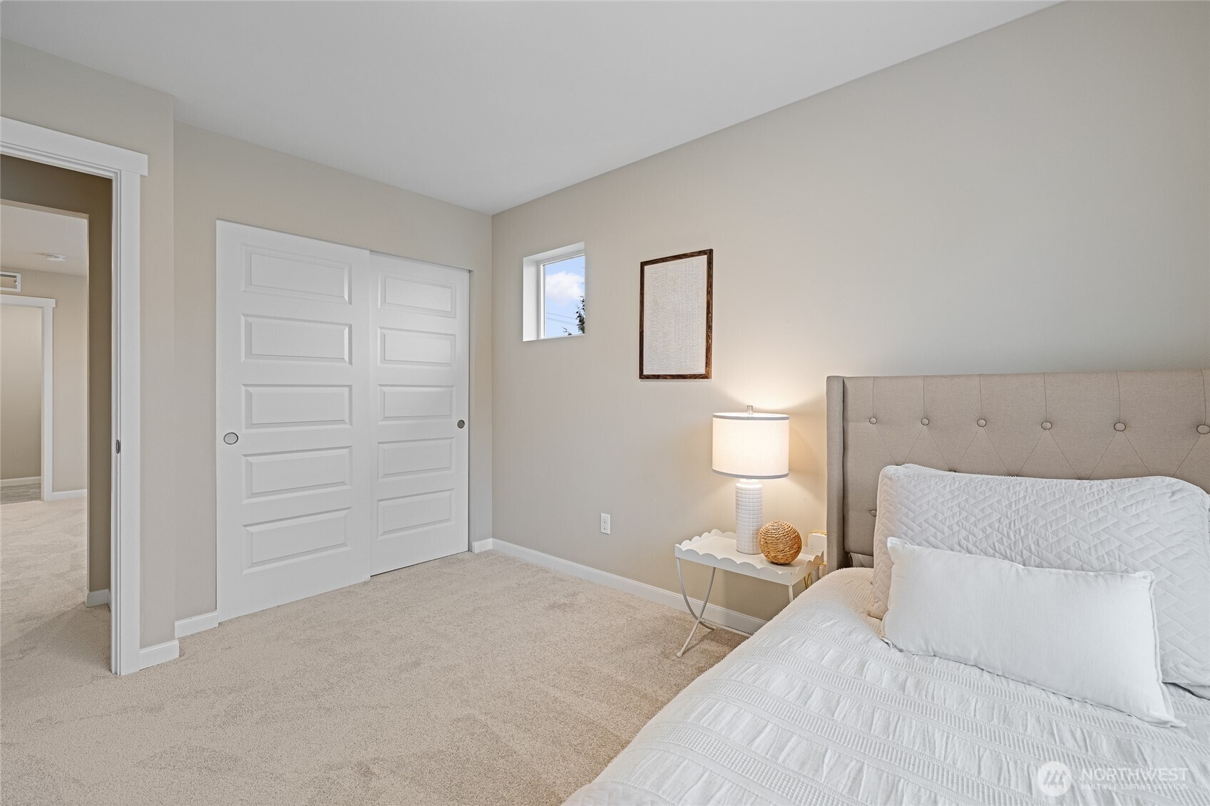 1016 207th Place SW, Lynnwood, WA 98036