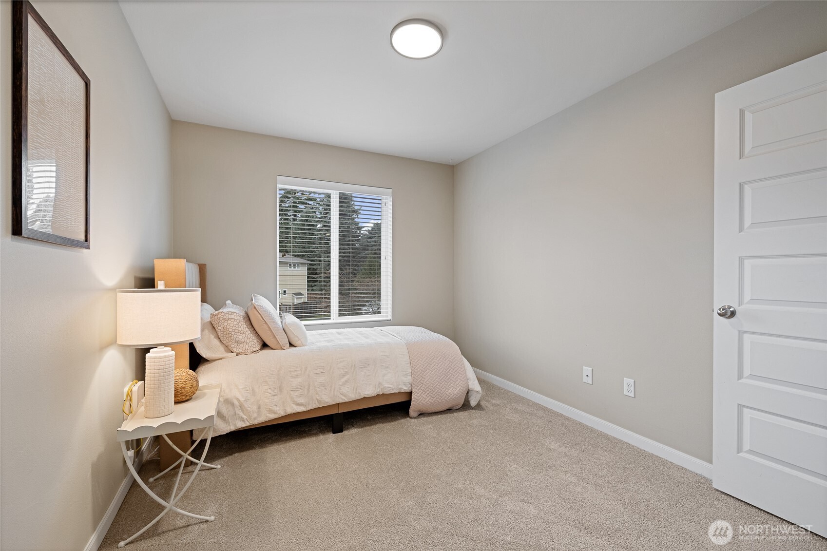 1016 207th Place SW, Lynnwood, WA 98036