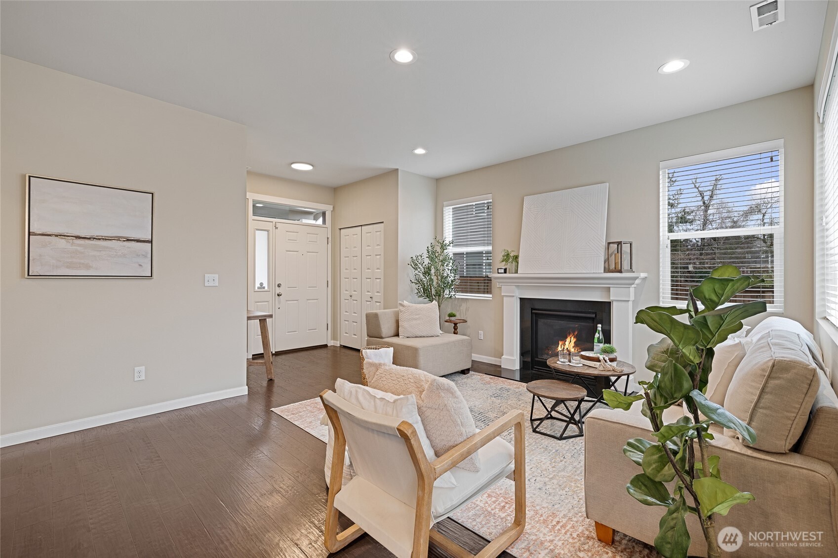 1016 207th Place SW, Lynnwood, WA 98036