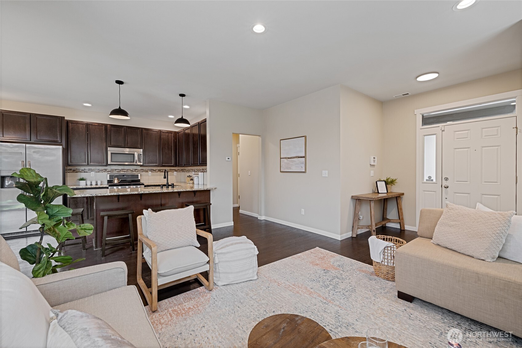 1016 207th Place SW, Lynnwood, WA 98036