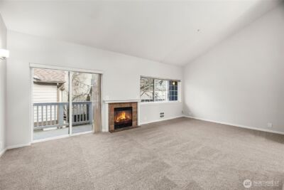 1709 18th Avenue #302, Seattle, WA 98122-7005 - Photo 16