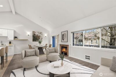 1709 18th Avenue #302, Seattle, WA 98122-7005 - Photo 8