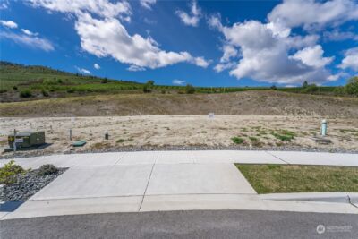 150 Loretta Lane , Chelan, WA 98816