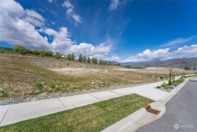 108 Loretta Lane , Chelan, WA 98816