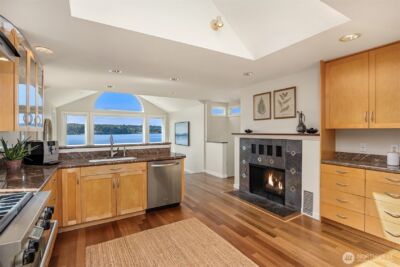 9549 Olympus Beach Road NE, Bainbridge Island, WA 98110 - Photo 14