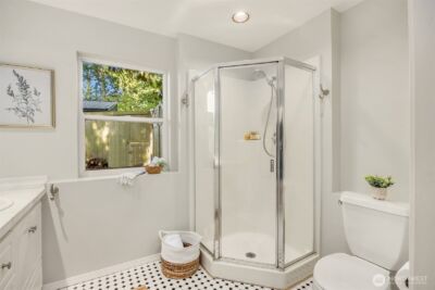 9549 Olympus Beach Road NE, Bainbridge Island, WA 98110 - Photo 18