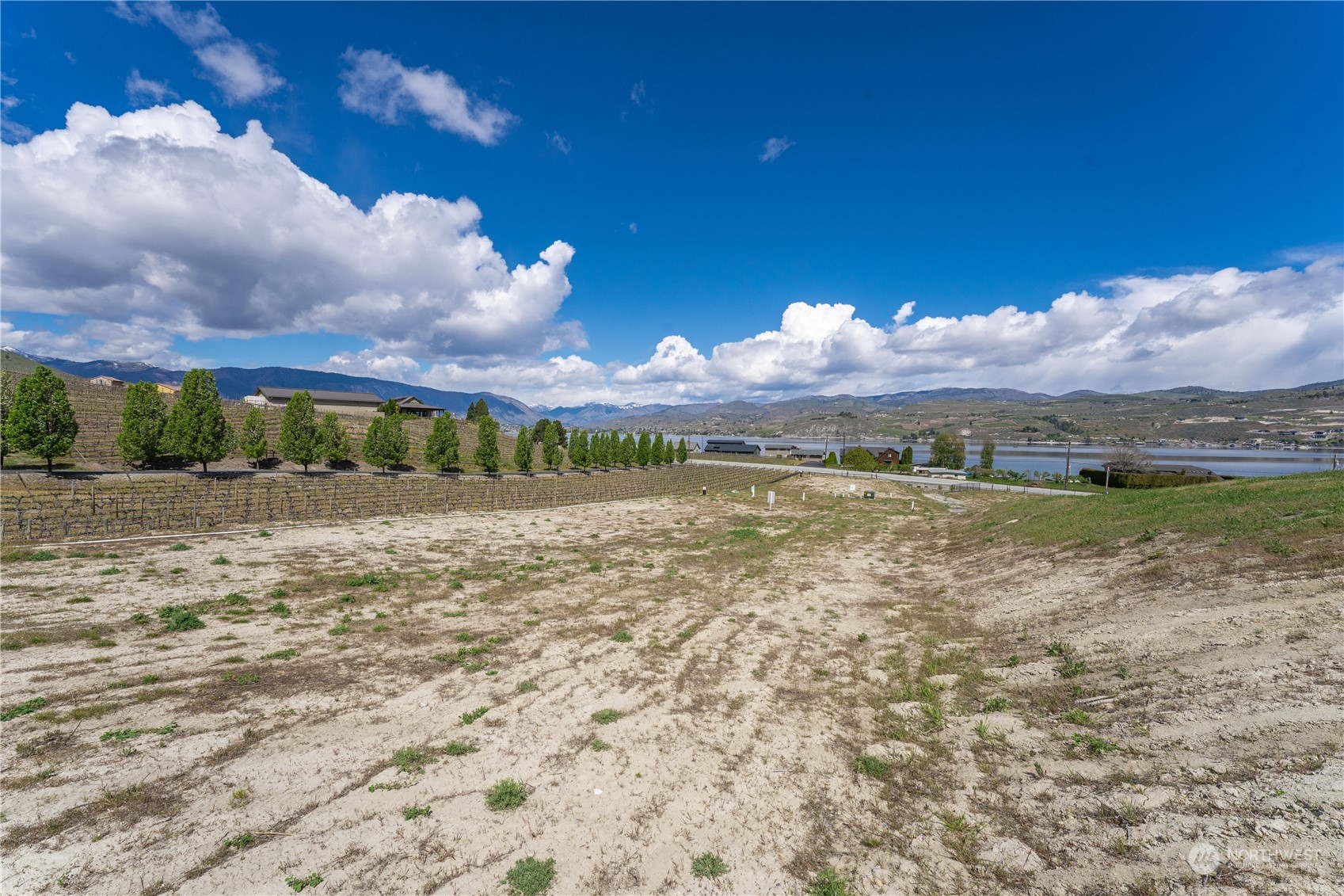 48 Loretta Lane , Chelan, WA 98816