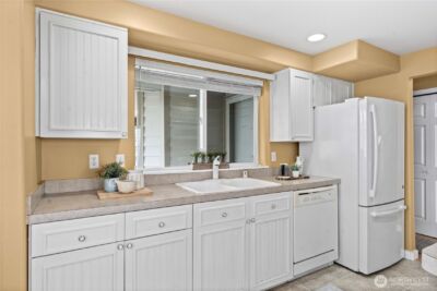 730 112th Street SW #F6, Everett, WA 98204 - Photo 8