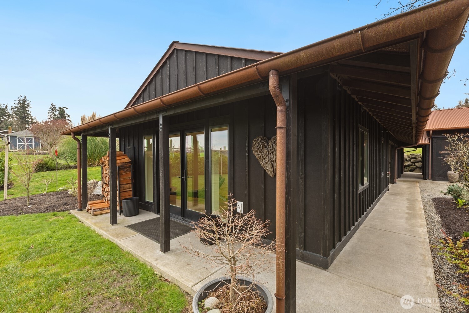 23884 Jefferson Beach Road NE, Kingston, WA 98346