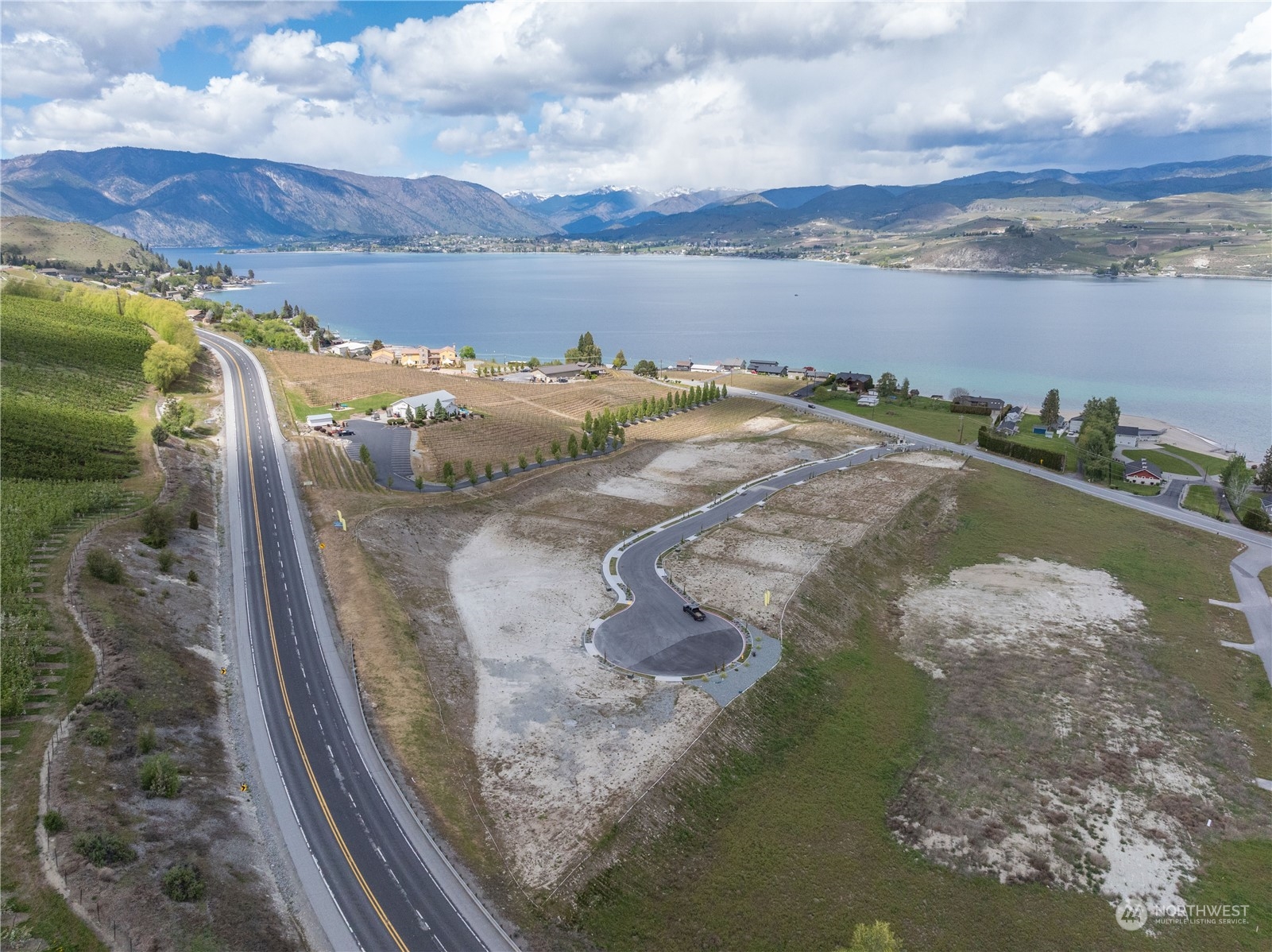 42 Loretta Lane , Chelan, WA 98816