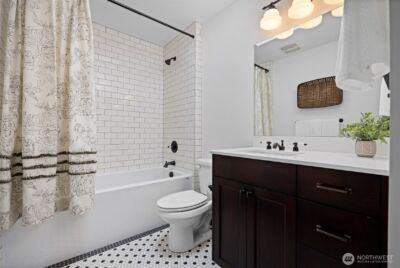 2011 Cornwall Avenue , Bellingham, WA 98225 - Photo 7