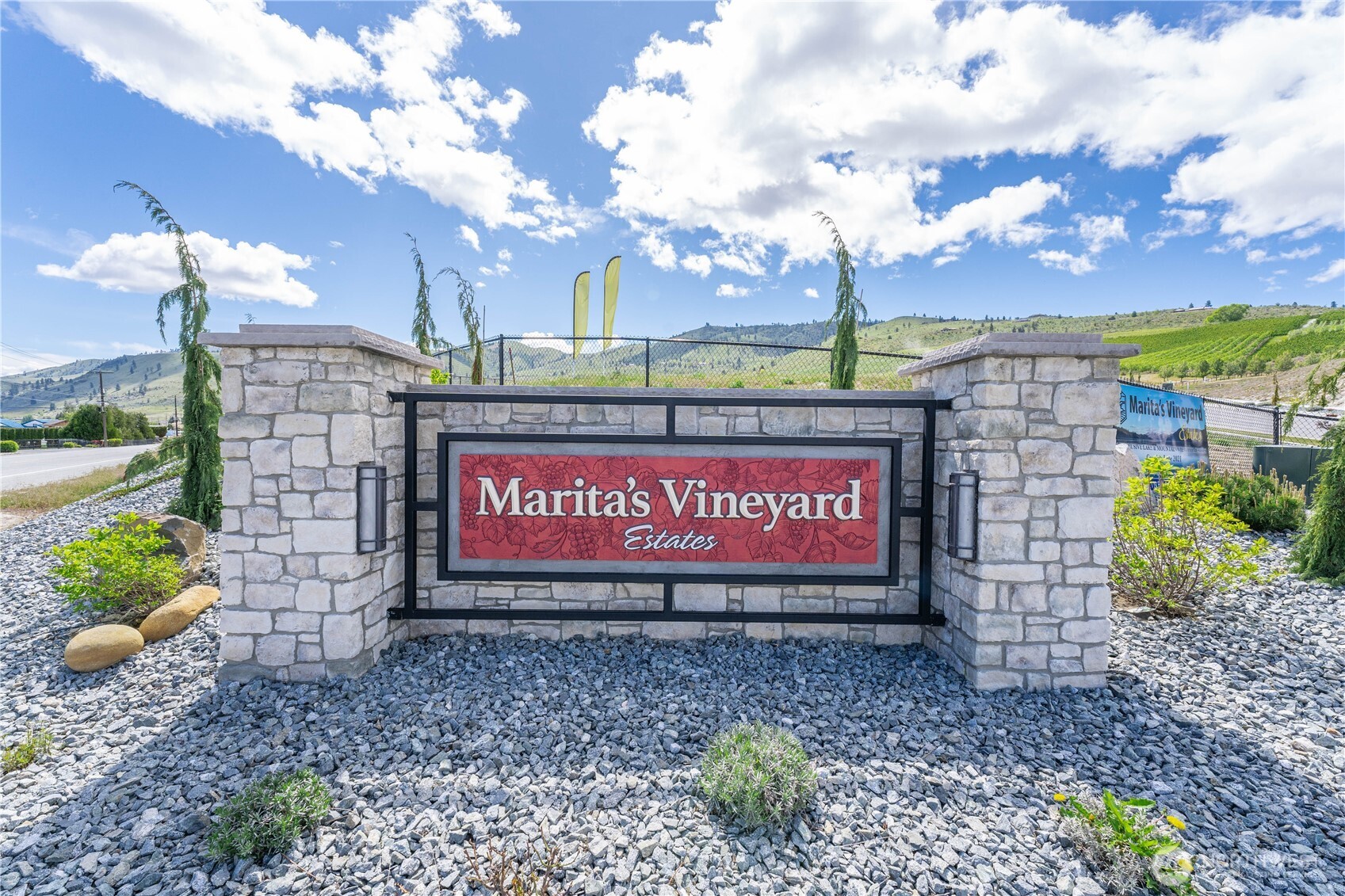 144 Loretta Lane , Chelan, WA 98816