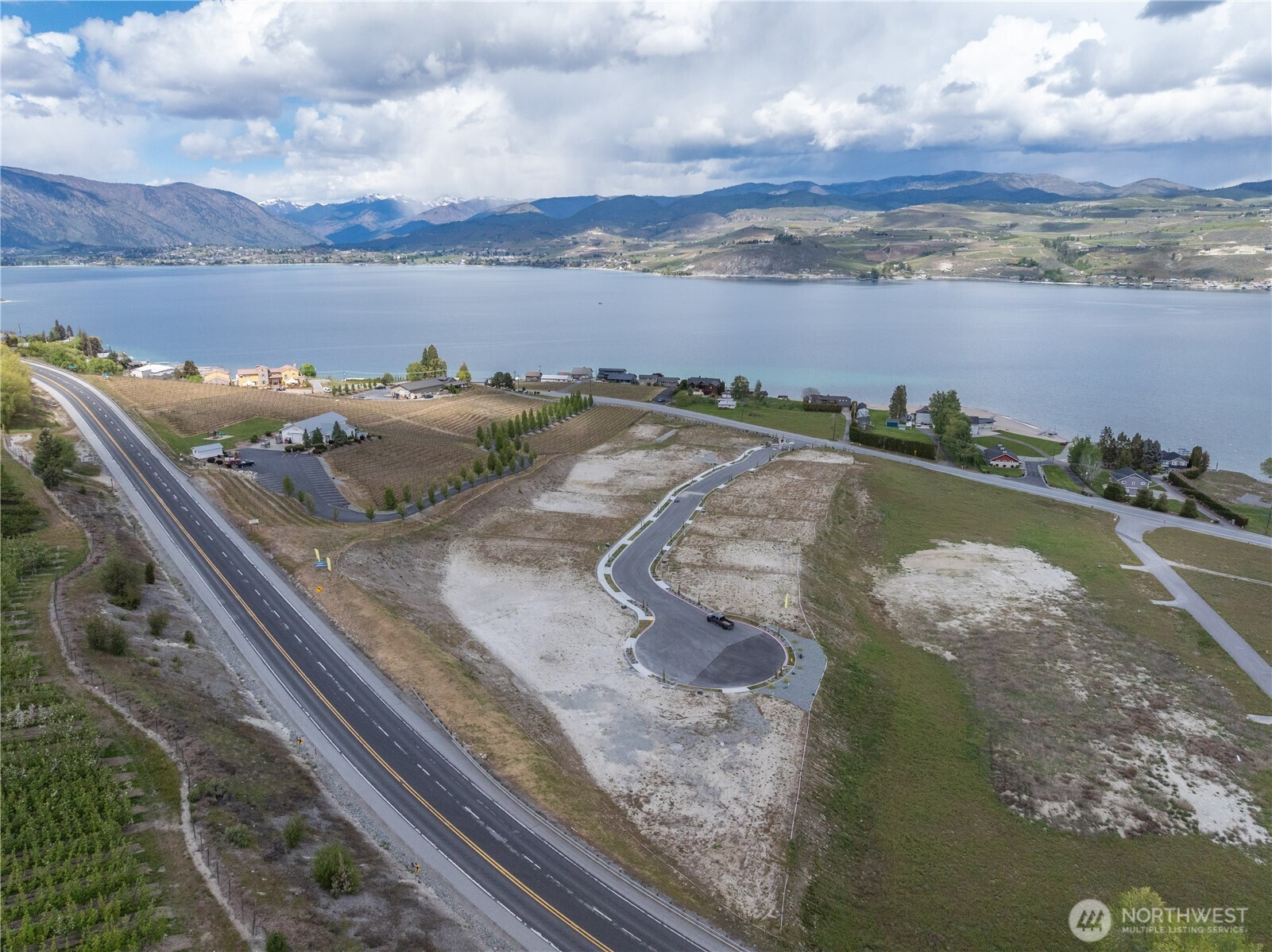 126 Loretta Lane , Chelan, WA 98816